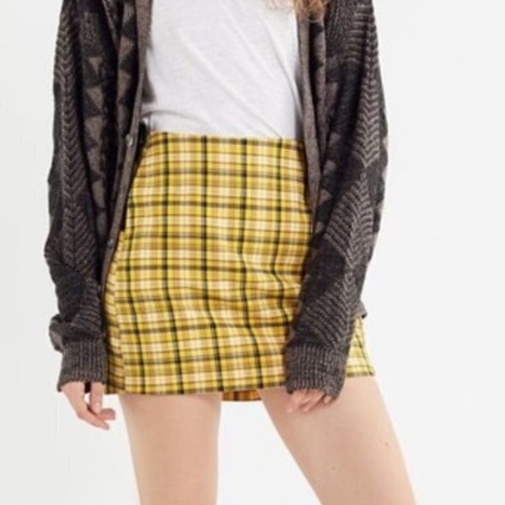 Urban Outffiters Yellow Plaid Women's Mini Skirt w/ Pockets Clueless Preppy Y2K